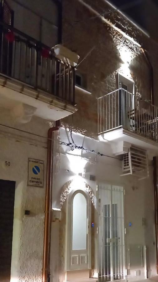 Romi' Hotell Polignano a Mare Exteriör bild