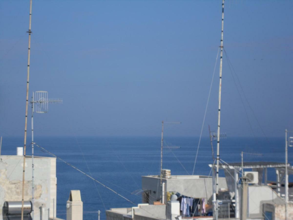 Romi' Hotell Polignano a Mare Exteriör bild